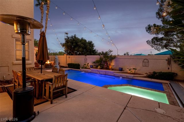 9529 Grand Canal Drive, Las Vegas, NV 89117