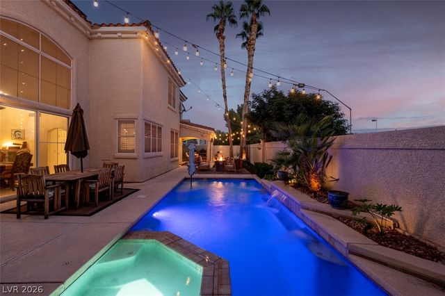 9529 Grand Canal Drive, Las Vegas, NV 89117
