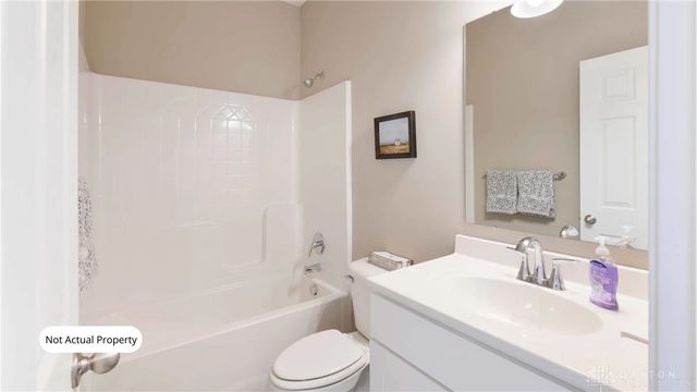 15 Magnolia Lane, Springboro, OH 45066