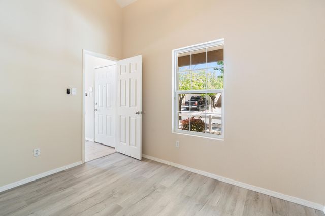 10623 Pueblo Place NW, Albuquerque, NM 87114