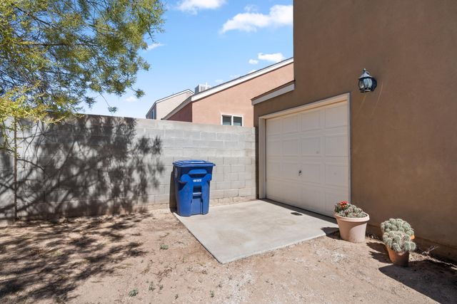 10623 Pueblo Place NW, Albuquerque, NM 87114