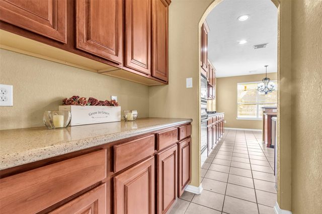 16214 Diamond Rock Drive, Cypress, TX 77429