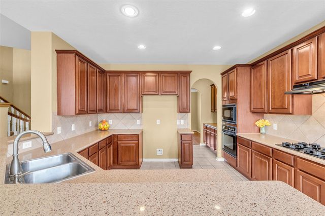 16214 Diamond Rock Drive, Cypress, TX 77429