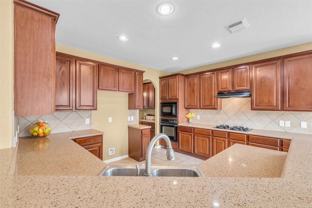 16214 Diamond Rock Drive, Cypress, TX 77429