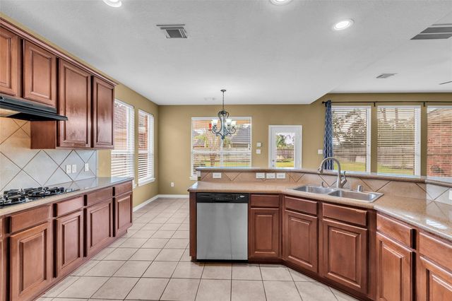 16214 Diamond Rock Drive, Cypress, TX 77429