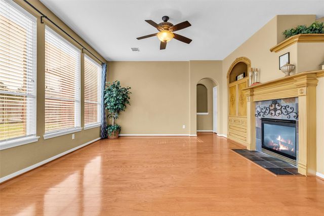 16214 Diamond Rock Drive, Cypress, TX 77429