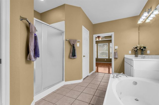 16214 Diamond Rock Drive, Cypress, TX 77429