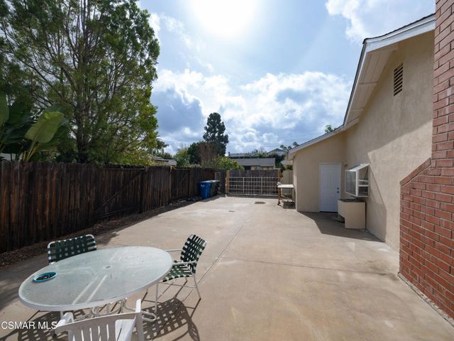 195 Tennyson Street, Thousand Oaks, CA 91360