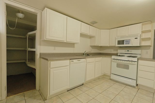 1513 BOUCHELLE AVE, Columbia, MO 65201