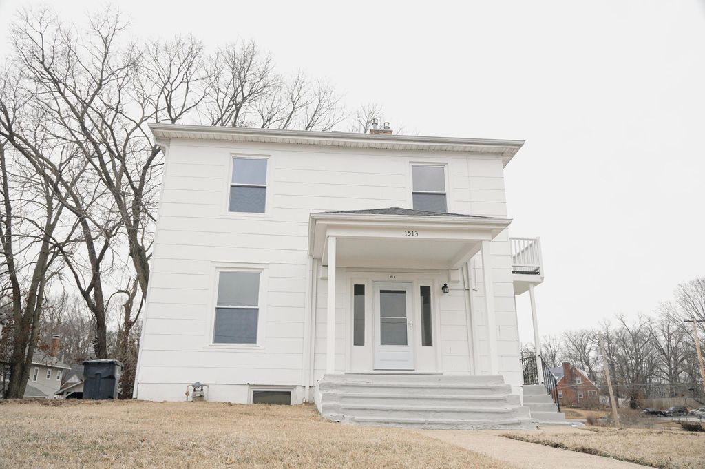 1513 BOUCHELLE AVE, Columbia, MO 65201