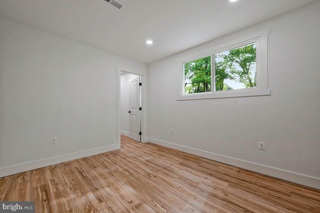 5110 BARTO AVE, Suitland, MD 20746