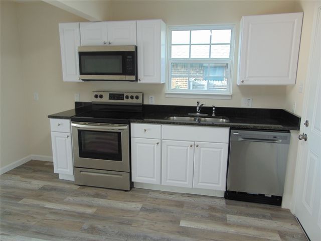 2839 E Overton Road, Dallas, TX 75216