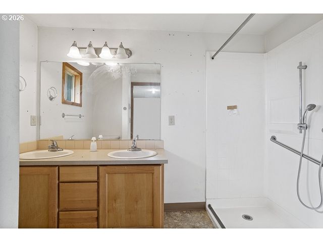 9605 Ne 4TH St, Vancouver, WA 98664