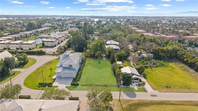 1972 FREDERICK ST, Naples, FL 34112