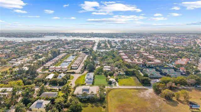 1972 FREDERICK ST, Naples, FL 34112