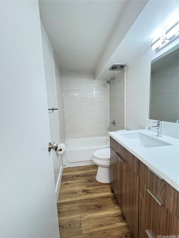 855 Makahiki Way 110, Honolulu, HI 96826