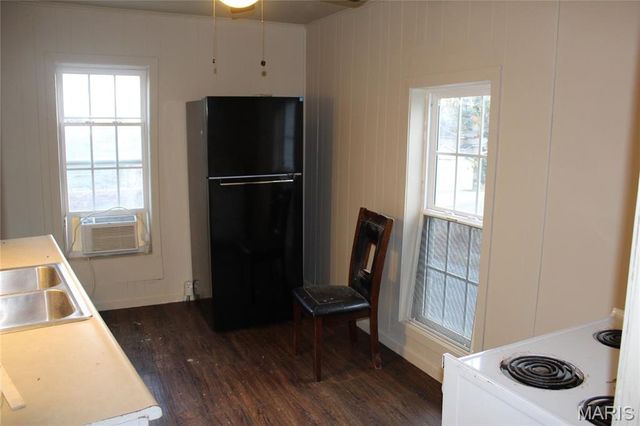 842 Kinzer Street, Poplar Bluff, MO 63901