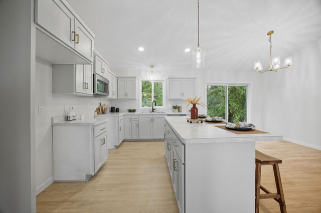 4631 9th Street NE, Saint Cloud, MN 56304