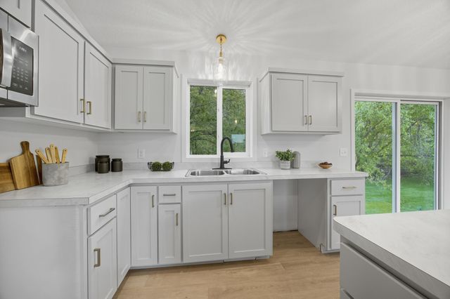 4631 9th Street NE, Saint Cloud, MN 56304