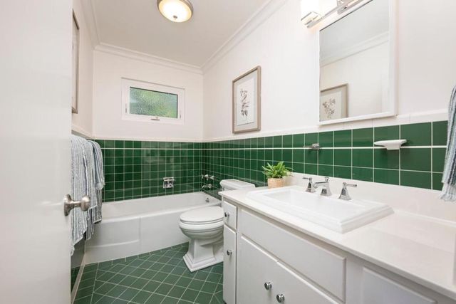 1600 SUNNYSLOPE Avenue, Belmont, CA 94002