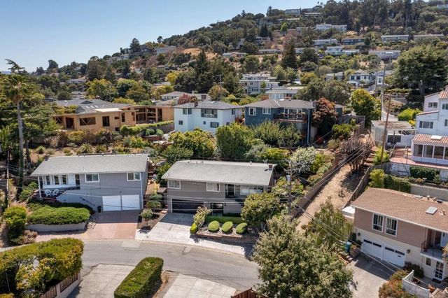 1600 SUNNYSLOPE Avenue, Belmont, CA 94002