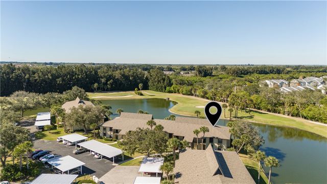 21 Plantation Drive 205, Vero Beach, FL 32966