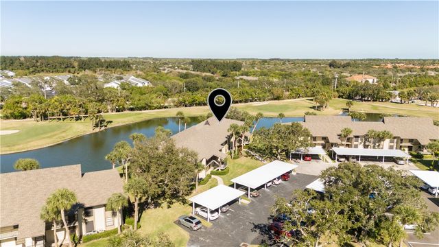 21 Plantation Drive 205, Vero Beach, FL 32966