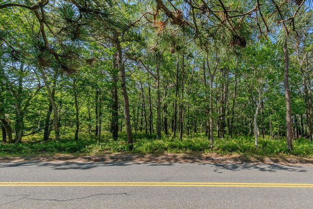240 Gross Hill Road, Wellfleet, MA 02667