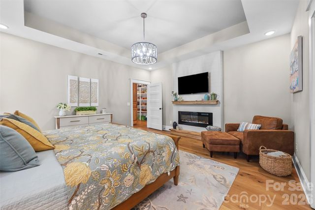 662 Sandbar Point, Lake Wylie, SC 29710