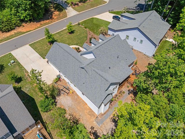 662 Sandbar Point, Lake Wylie, SC 29710
