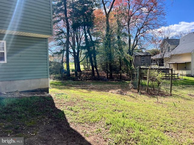 2153 BONNIE LN, Waldorf, MD 20601