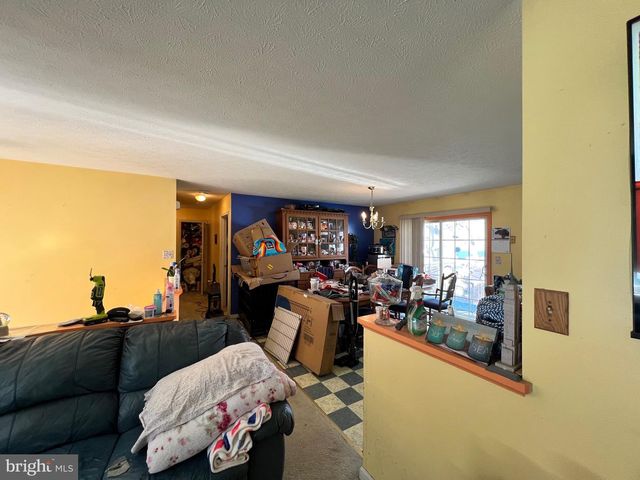 2153 BONNIE LN, Waldorf, MD 20601