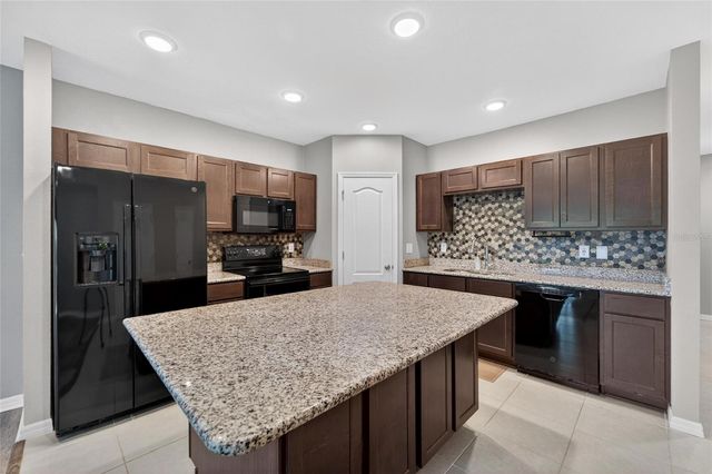 3842 HAMPSTEAD LANE, Lakeland, FL 33810
