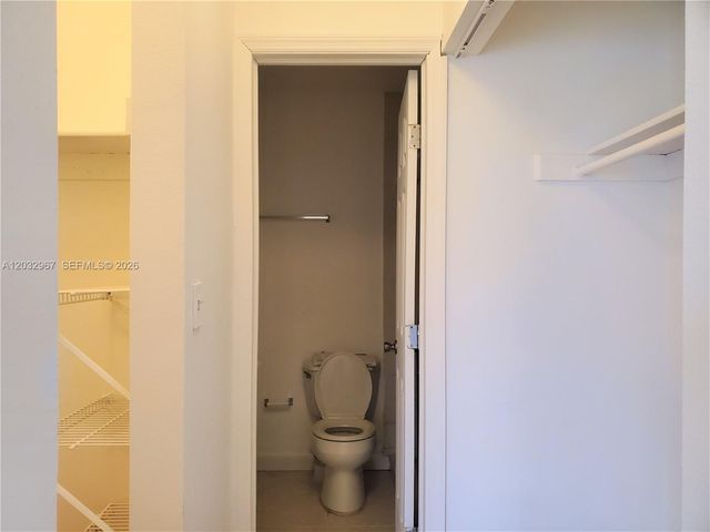 301 NW 109th Avenue 209, Miami, FL 33172