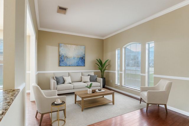 326 Dunford Court, Highlands, TX 77562