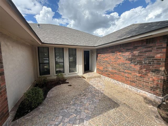 8521 NW 121st Street, Oklahoma City, OK 73162