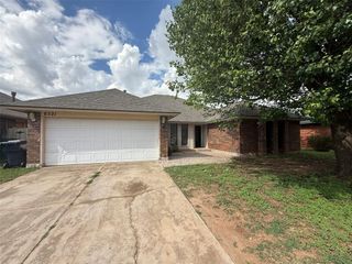 8521 NW 121st Street, Oklahoma City, OK 73162