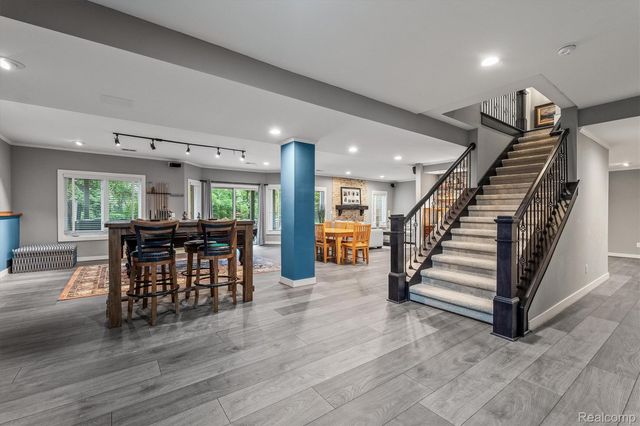 2094 Westridge Drive, Shelby Charter Township, MI 48316