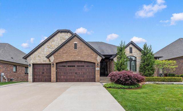 2094 Westridge Drive, Shelby Charter Township, MI 48316