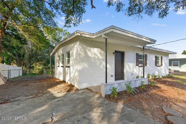 1358 DOMAS Drive, Jacksonville, FL 32211