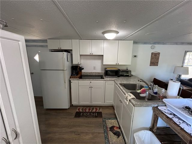 43 Sunset Cove Road, Abbeville, SC 29620