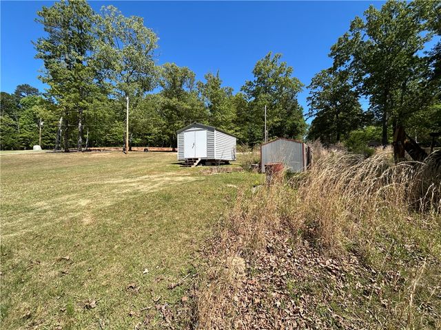 43 Sunset Cove Road, Abbeville, SC 29620