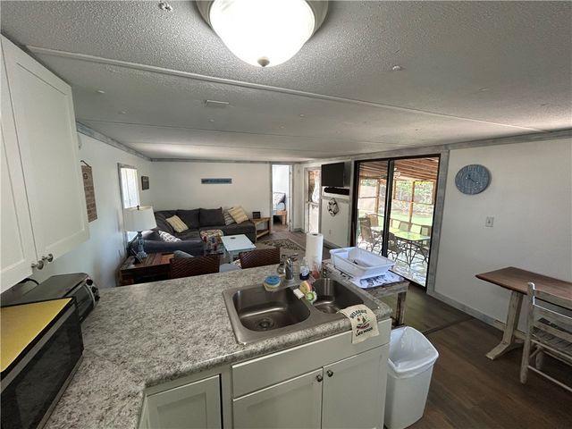 43 Sunset Cove Road, Abbeville, SC 29620