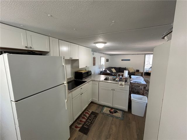 43 Sunset Cove Road, Abbeville, SC 29620