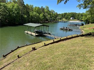 43 Sunset Cove Road, Abbeville, SC 29620
