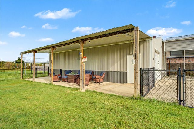 28400 S Kaela Drive, Inola, OK 74036
