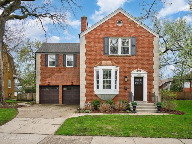 305 Maplewood Road, Riverside, IL 60546