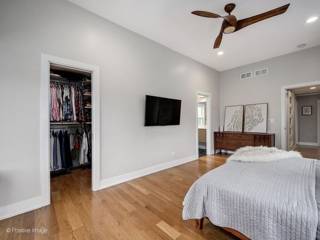 305 Maplewood Road, Riverside, IL 60546