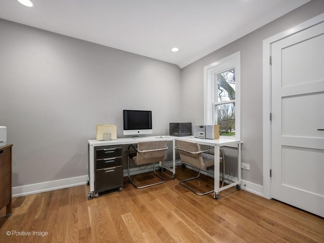 305 Maplewood Road, Riverside, IL 60546