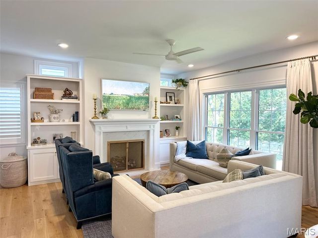 523 W Washington Avenue, St Louis, MO 63122